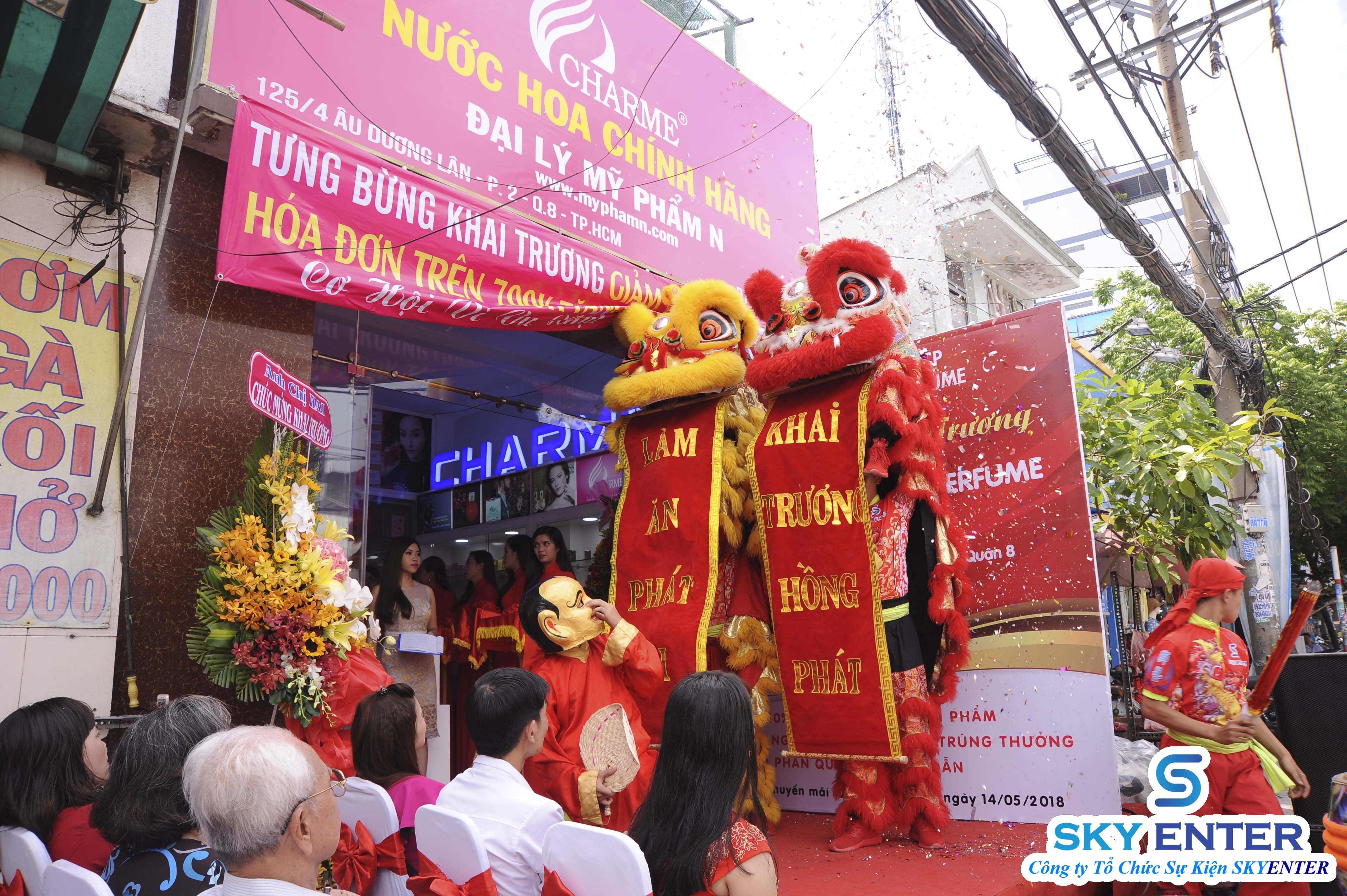 khai-truong-chuoi-cua-hang-nuoc-hoa-charme